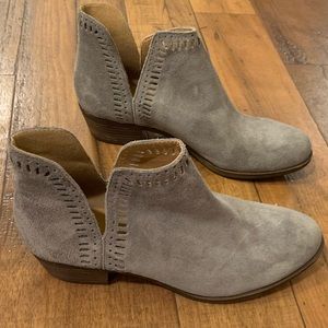 Lucky Brand gray suede bootie, size 8M/38